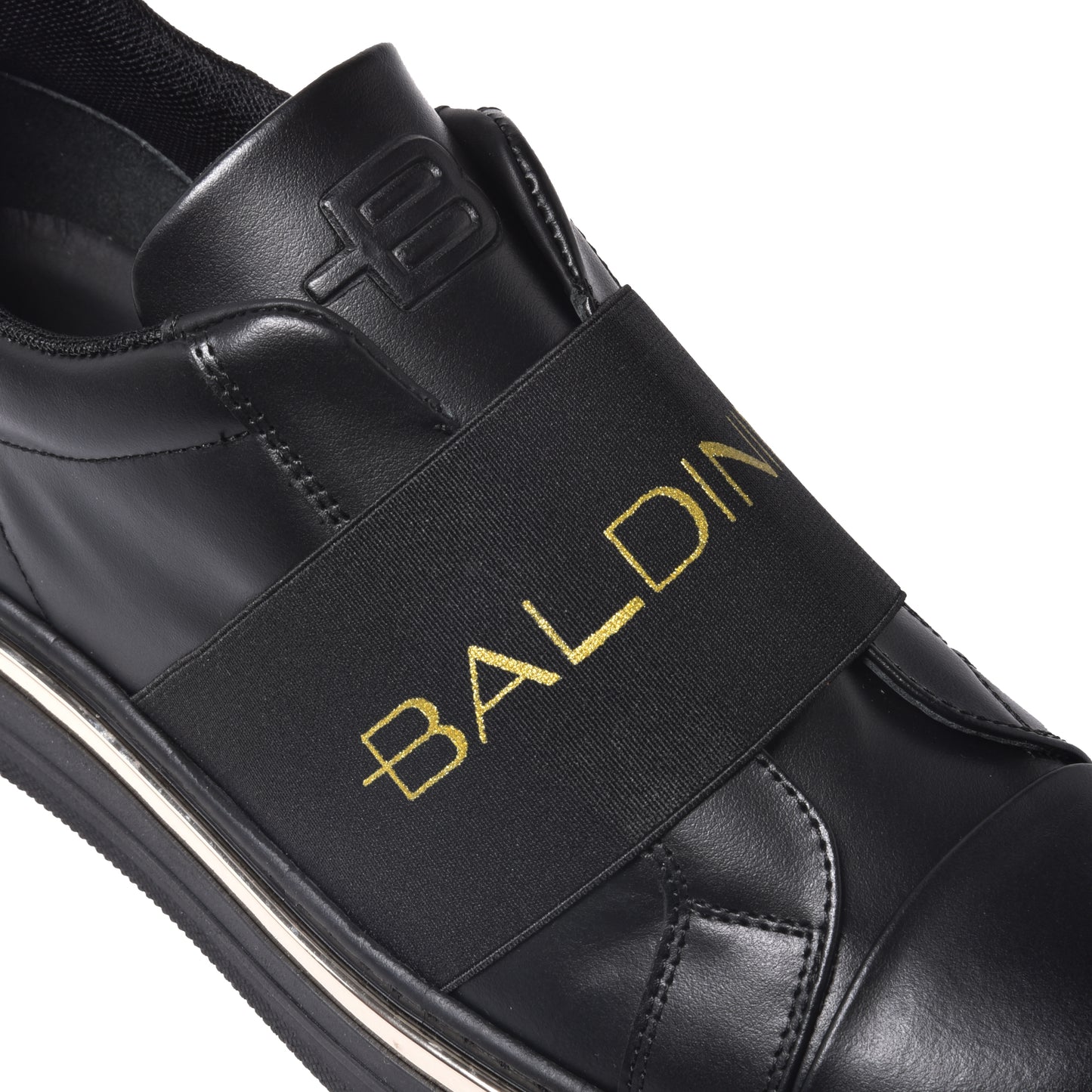 Baskets en cuir noir avec élastique