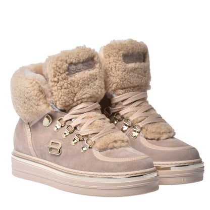 Baskets en mouton et daim beige