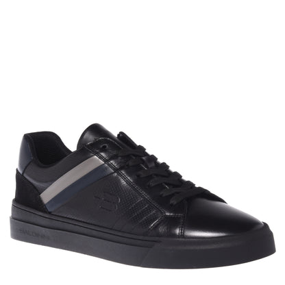 Baskets en cuir noir