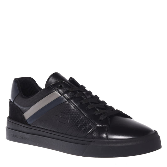 Baskets en cuir noir