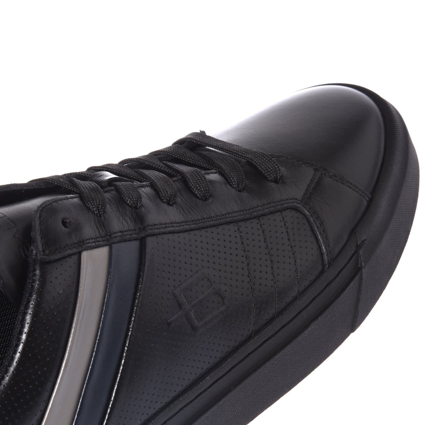 Baskets en cuir noir