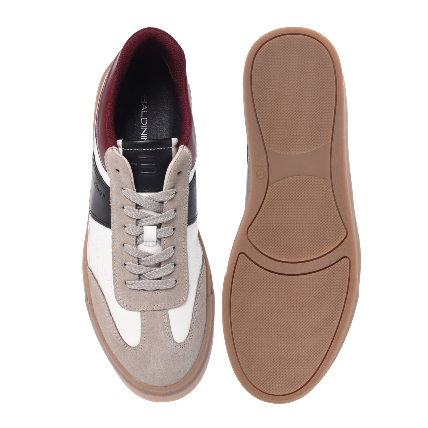 Baskets en daim et cuir taupe et blanc