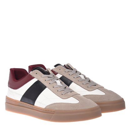Baskets en daim et cuir taupe et blanc