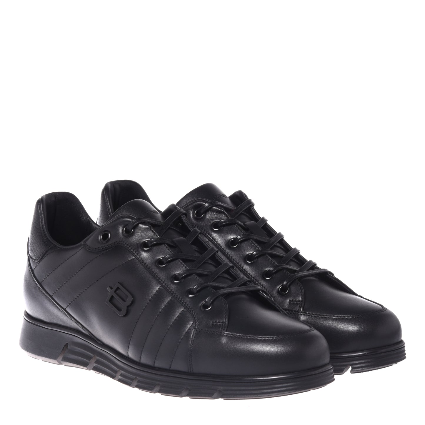 Baskets en cuir noir