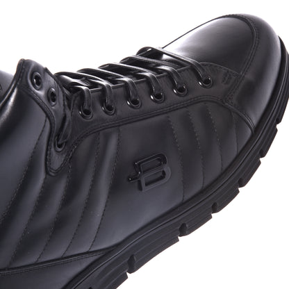 Baskets en cuir noir