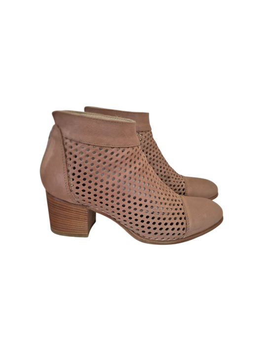 Stivaletti in pelle 39
